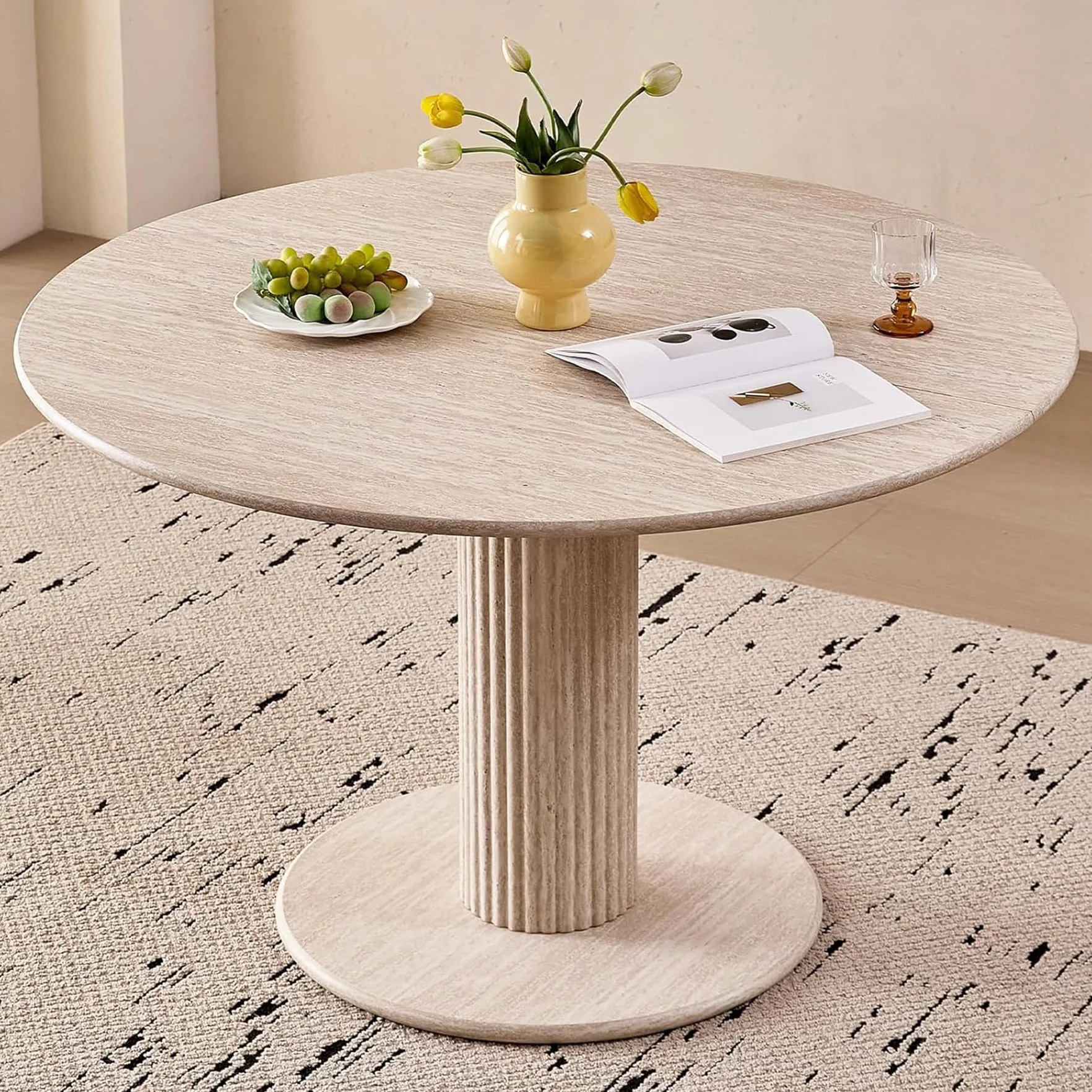 Juego de Mesa de Comedor Redonda con 4 Sillas, Conjunto Mesa (Textura de Travertino Amarillo) y Sillas de Comedor para Cocina, Restaurante y Oficina (Negro+Beige)