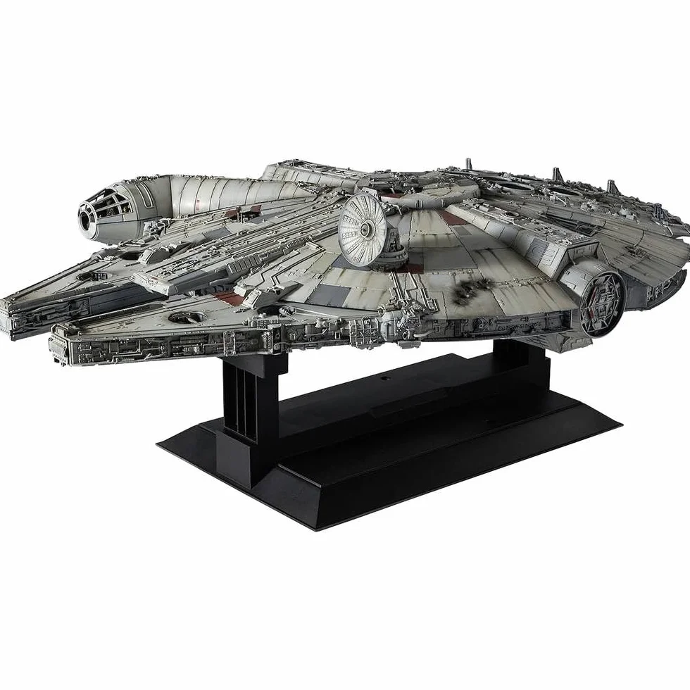 01206 Millennium Falcon Grade, Kit Modelo, Escala 1:72Star Wars