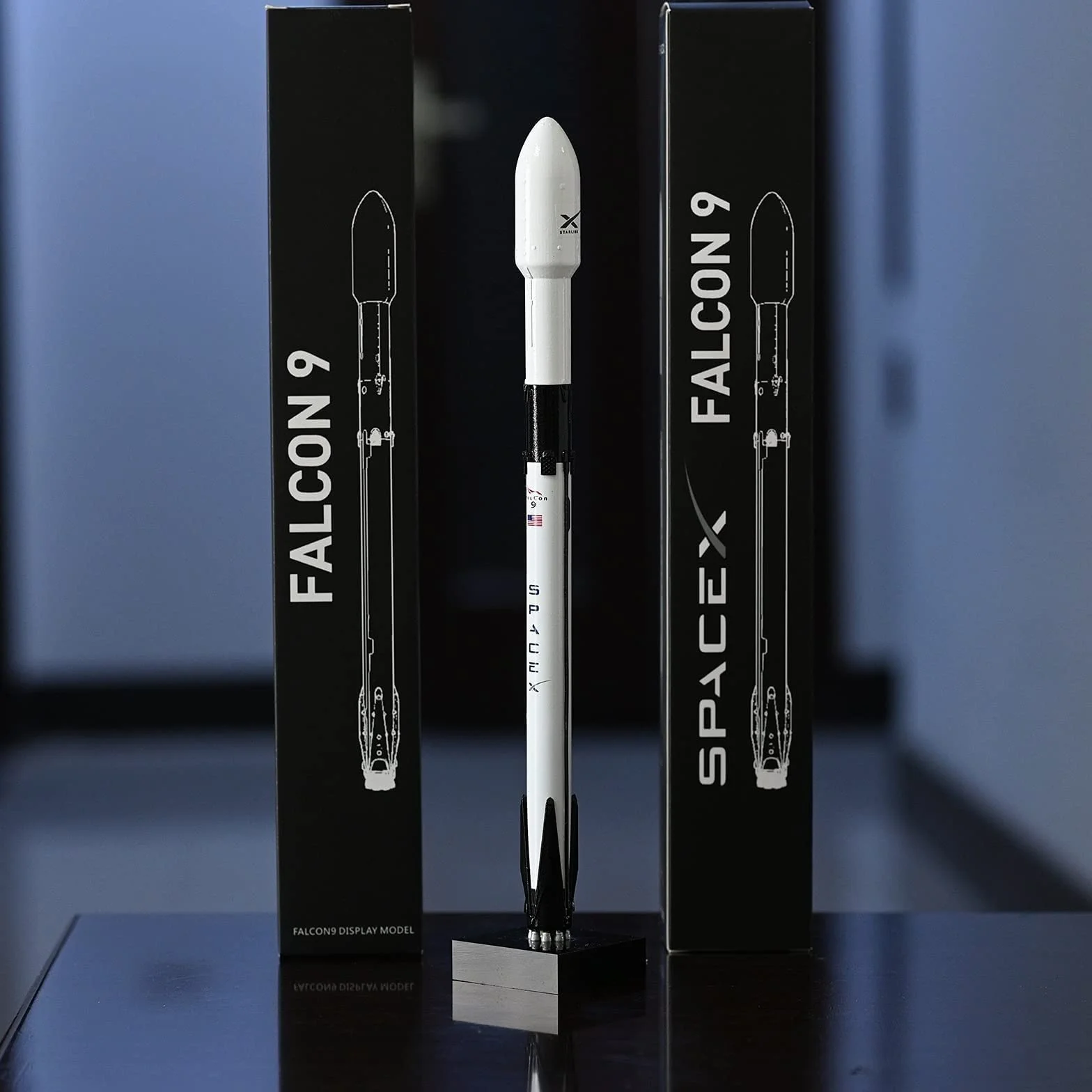 REHOOF Modelo De Cohete De La Serie Falcon Simulación 1: 233 Falcon 9 Y Modelo De Nave Espacial De Cohete Pesado Decoraciones De Escritorio para Entusiastas del Espacio Y Geeks del Espacio