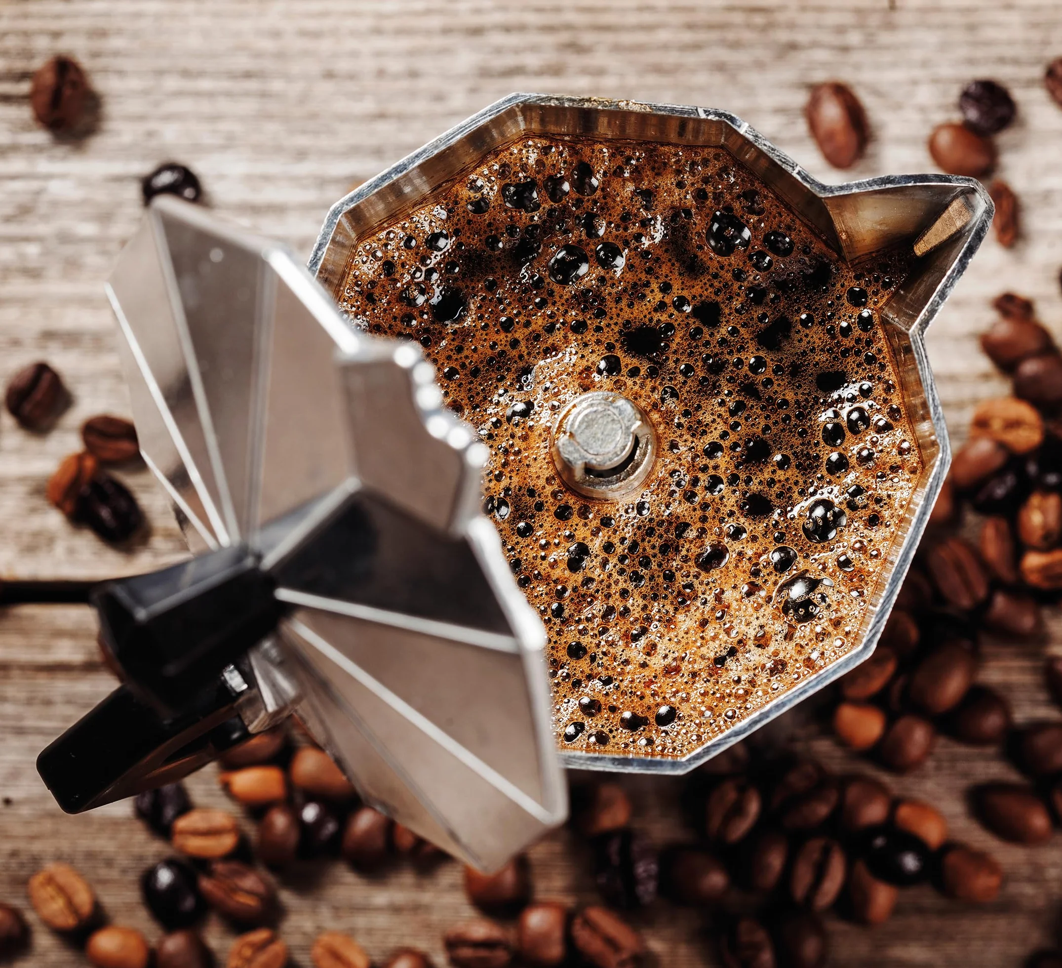 Cilio 273700 Classico - Cafetera eléctrica (6 tazas), diseño de cafetera italiana, color plateado y negro