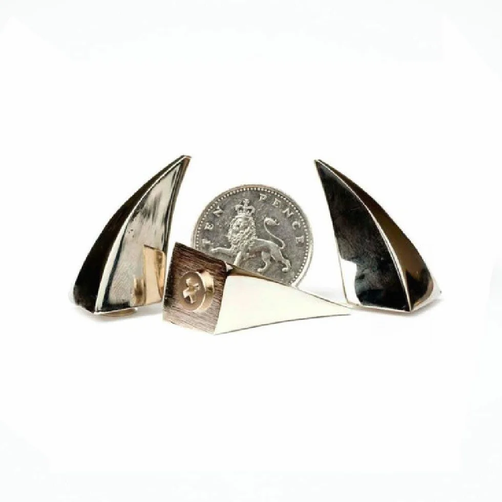 RUBYCA 17 mm 100 puntas de dragón de color plateado y pernos de metal atornillados para hacer ropa de cuero personalizada