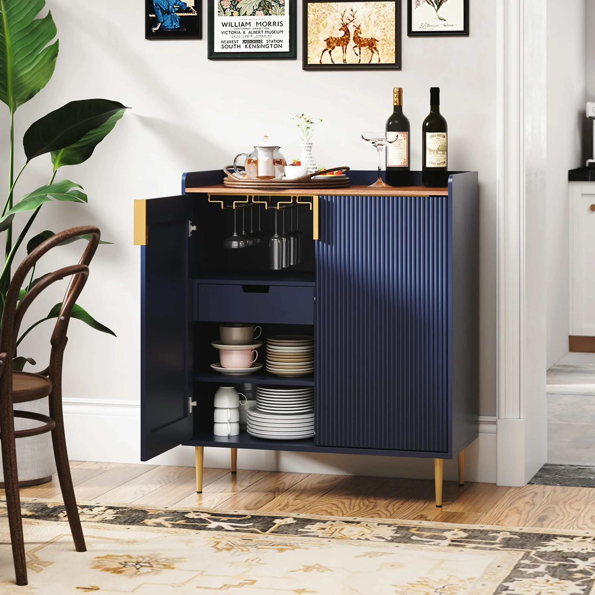 HOLTICO Gabinete de bebidas, gabinete de vino para 9 botellas, armario de bar con soportes de vidrio, estante de vino independiente, aparador, mesa de bar, buffet para sala de estar y comedor, color