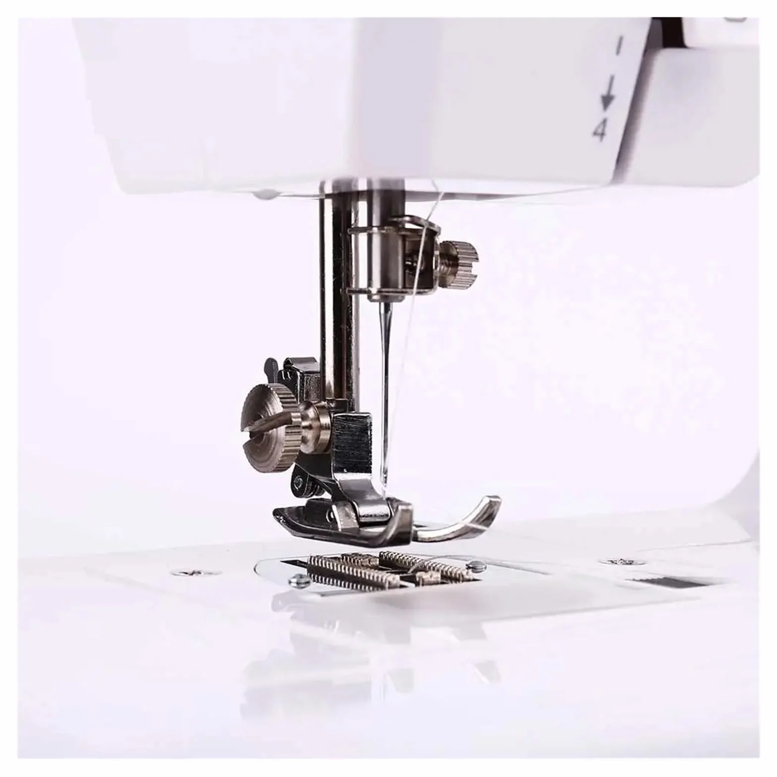 Máquina De Coser Con 12 Patrones Puntadas Incorporados, Miniluz Nocturna Portátil For El Hogar, Stent Metal Inverso Potente Silenciosa Y Estable(Sewing machine B)