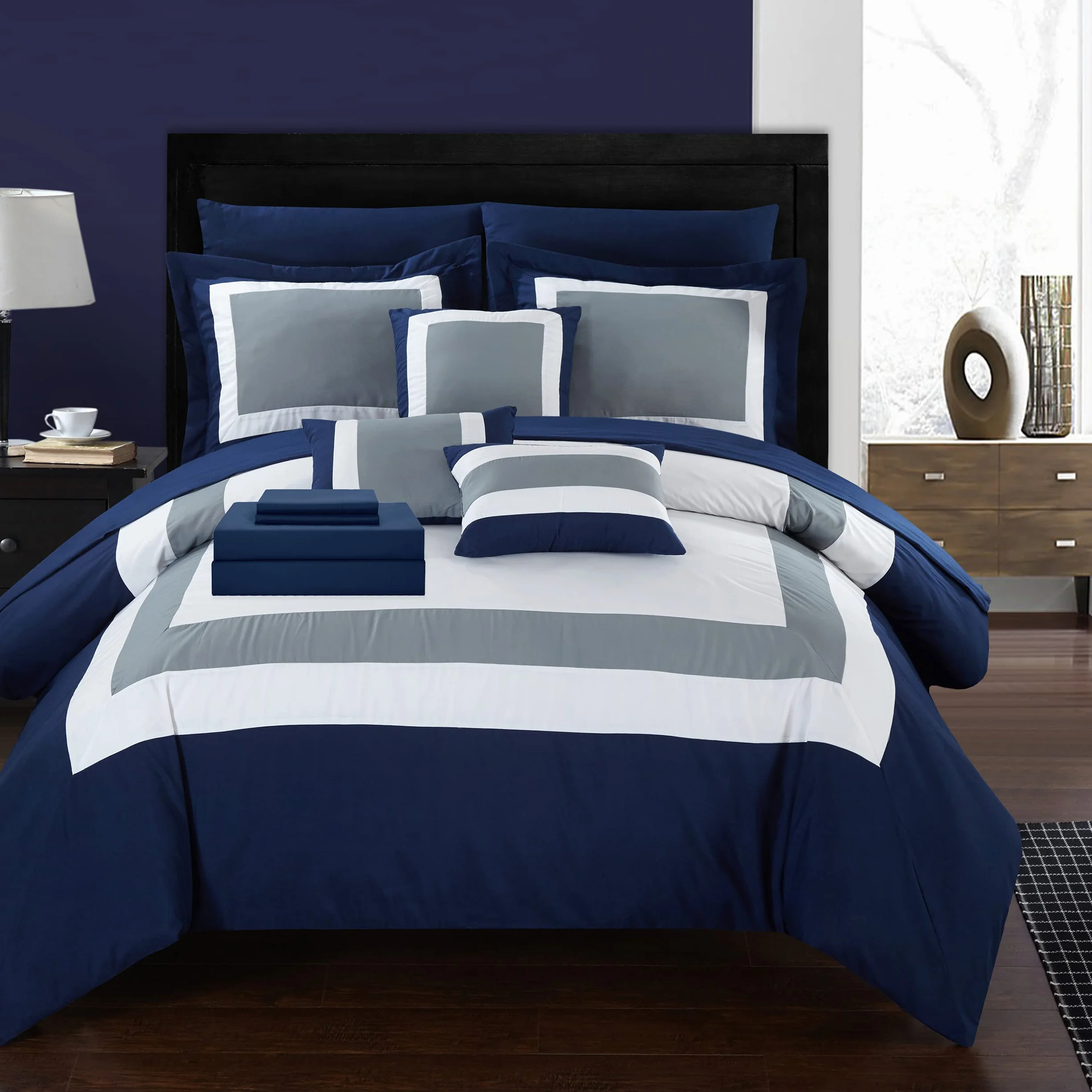 Chic Home 10 Piezas Duke Patchwork Color Bloque Completo Cama en una Bolsa Colcha Juego de sábanas, Reina, Color Azul Marino