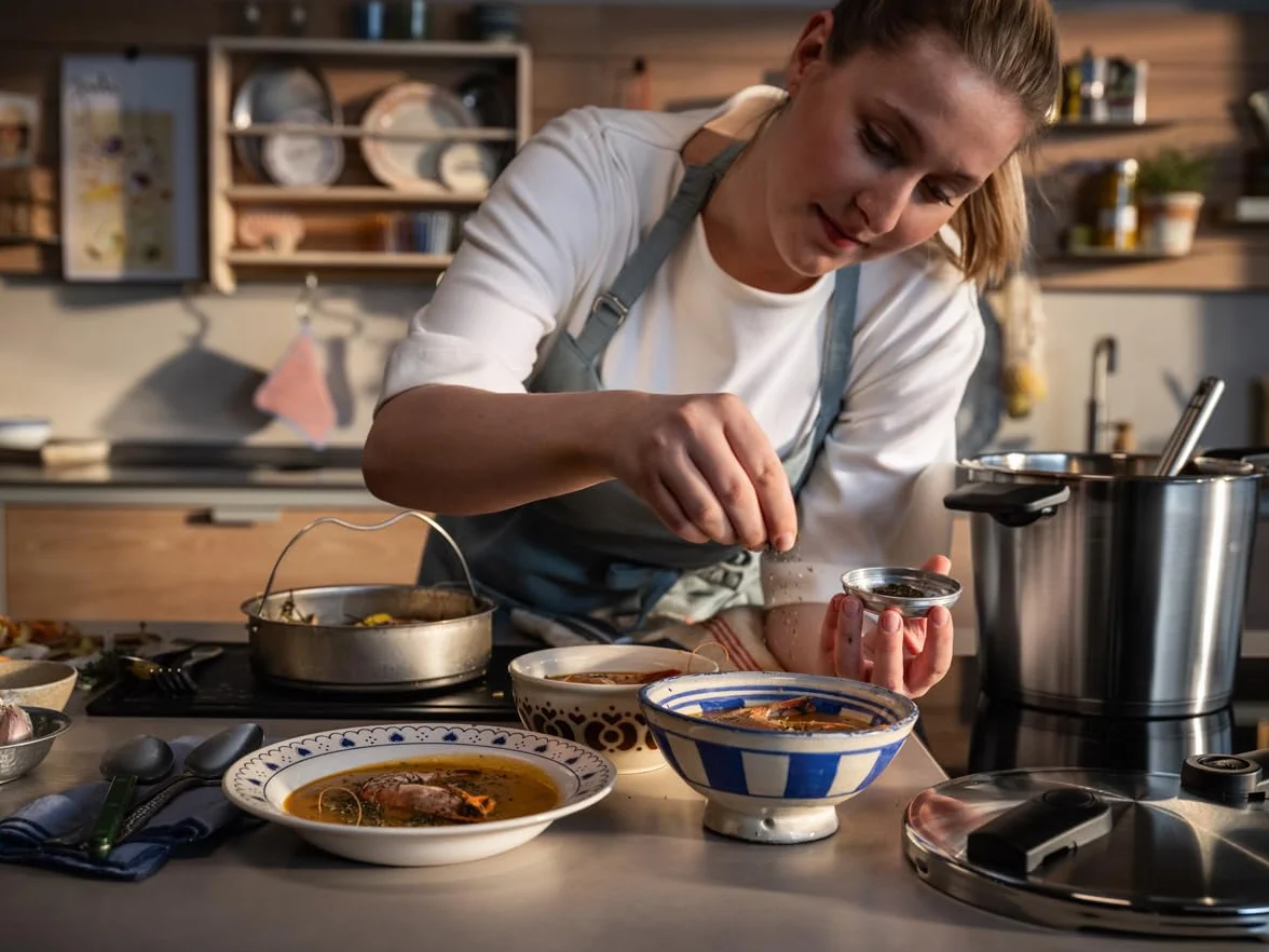 Fissler Vitaquick Premium - Juego de 2 ollas a presión (22 cm, olla a presión de 4,5 L + sartén a presión de 2,5 L, diámetro de 2,5 L, 2 niveles de cocción, fabricado en Alemania, inducción)