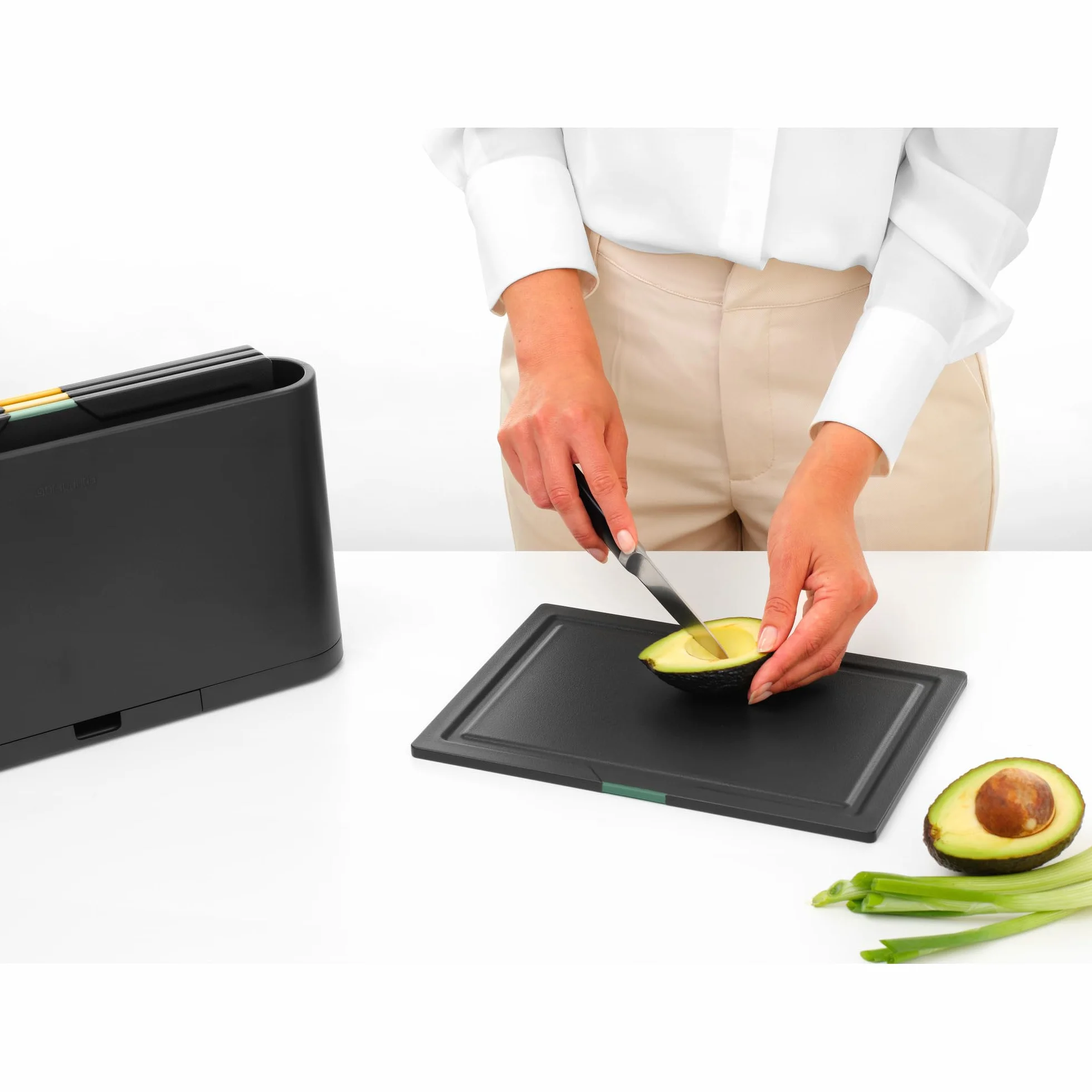 Brabantia TASTY+ Juego de tablas de cortar 4 piezas con soporte integrado antideslizante doble cara Gris Oscuro
