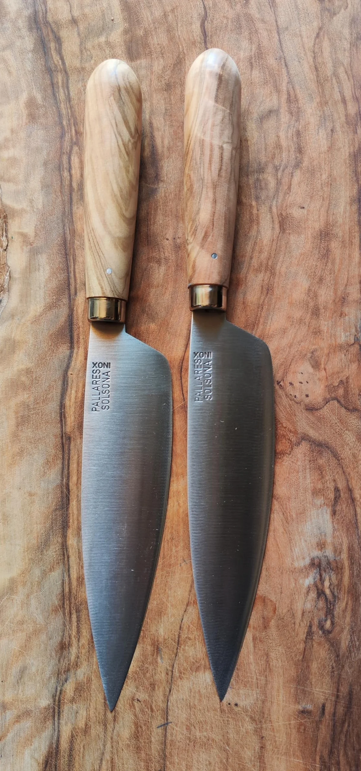 PALLARES Cuchillo Cocina Mango Redondo Madera de Olivo.Acero Inoxidable 16cm.