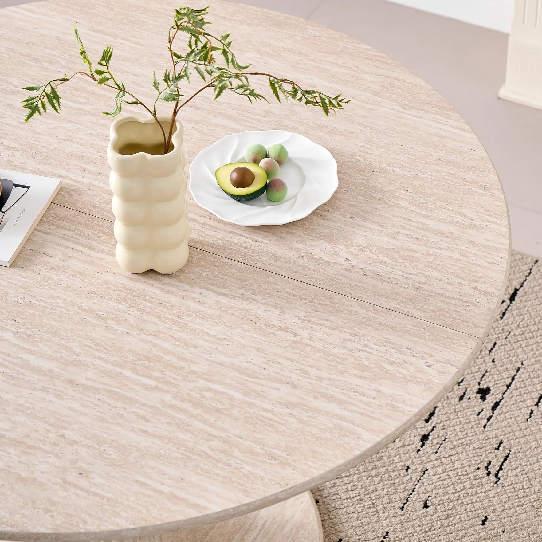 Juego de Mesa de Comedor Redonda con 4 Sillas, Conjunto Mesa (Textura de Travertino Amarillo) y Sillas de Comedor para Cocina, Restaurante y Oficina (Negro+Beige)