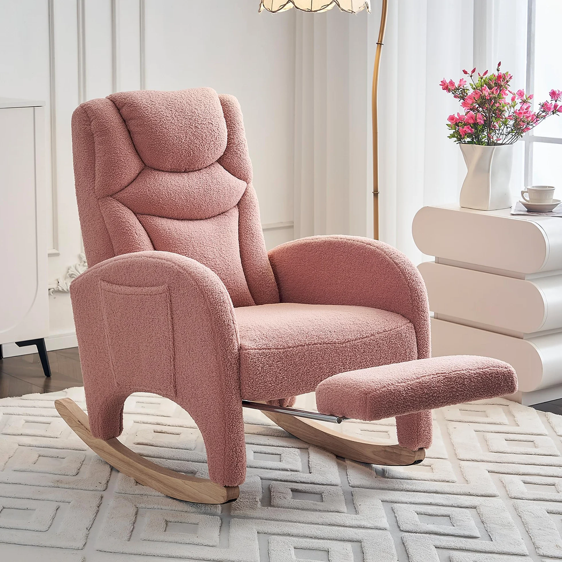 052 Mecedora, sillón relax, silla de salón con reposabrazos, mecedora acolchada, silla acento para dormitorio, tela de peluche rosa, capacidad de carga de 110 kg