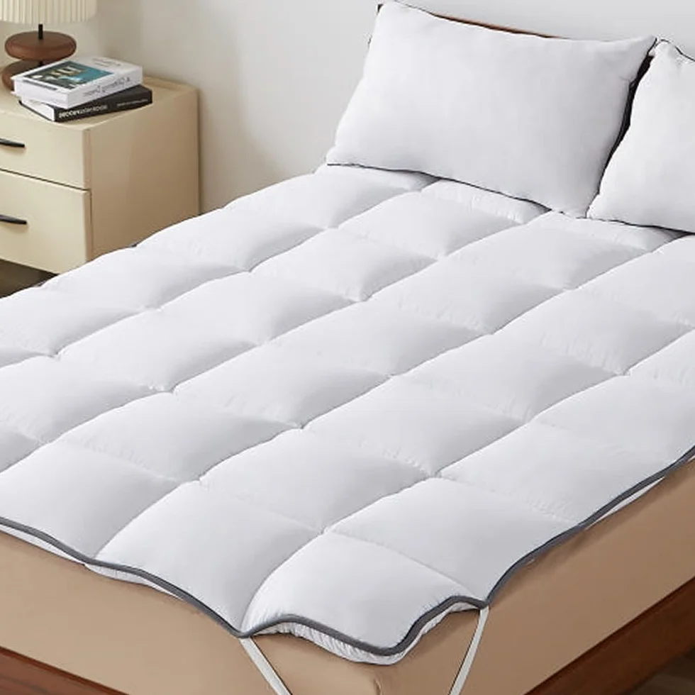 CASABEL Topper Colchón 90x190 cm, 600gsm, Extra Grueso y Suave Topper 90x190 con Microfibra Transpirable, Diseño Acolchado, 4 Correas Elásticas
