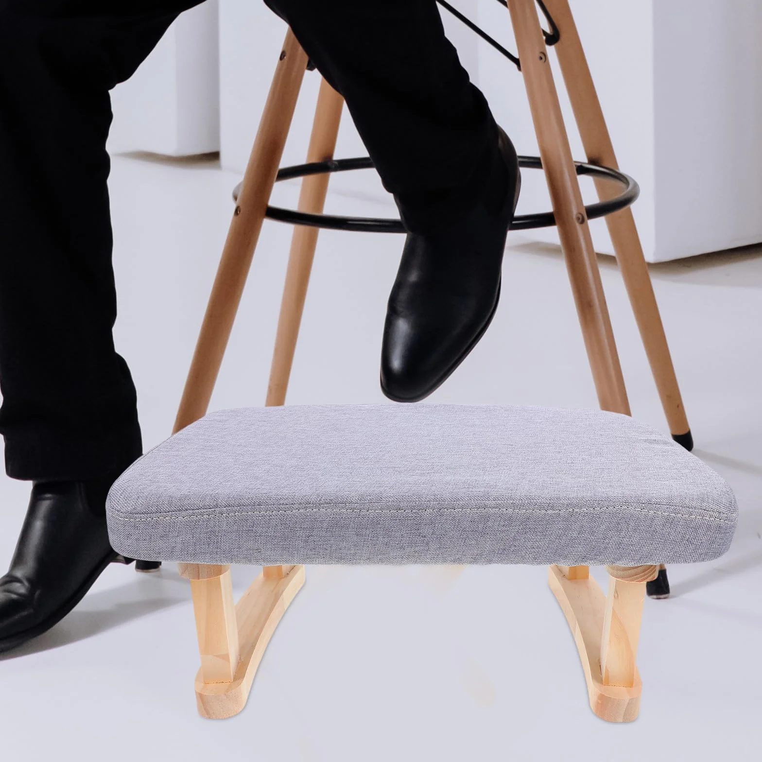 NOLITOY Taburete Pequeño de Madera Maciza Asiento Tapizado en Tela Gris, Reposapiés Multifuncional para Cambiar Zapatos, Meditación y Yoga, Portátil y Compacto para Hogar y Oficina